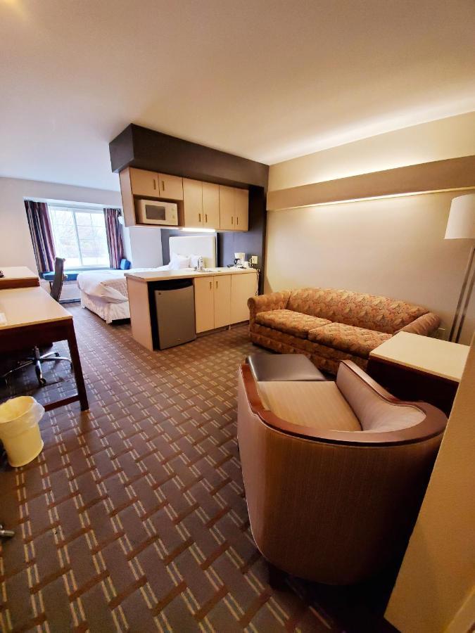 Americas Best Value Inn Racine Exterior photo